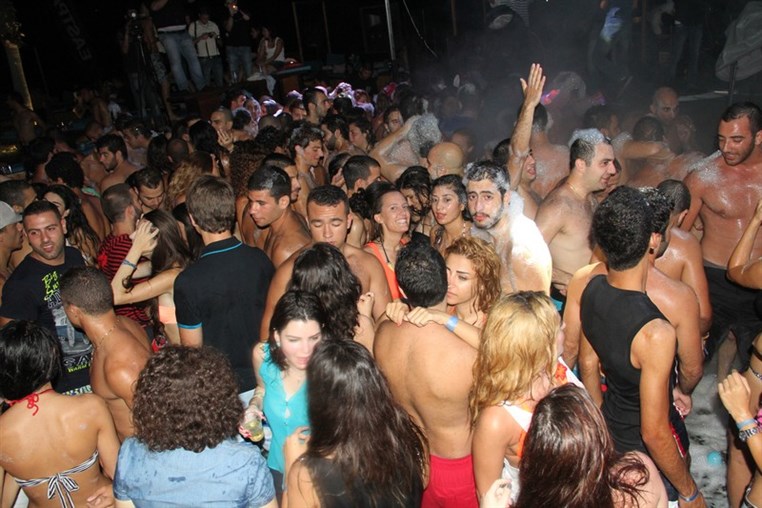 Lebanon Largest FOAM Party 3 (1)